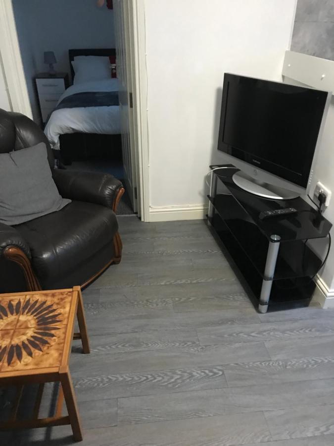 2 bedroom apartment Plymouth Buitenkant foto